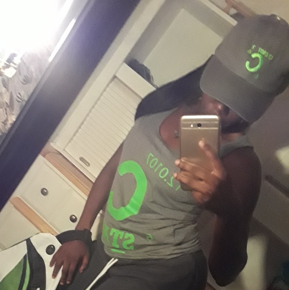 💚CONCEITED. "C" ME STAND OUT COLLECTION🖤 - Picture 4 of 4